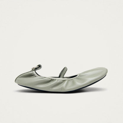 Naira Barefoot Green Leather Ballet Flats