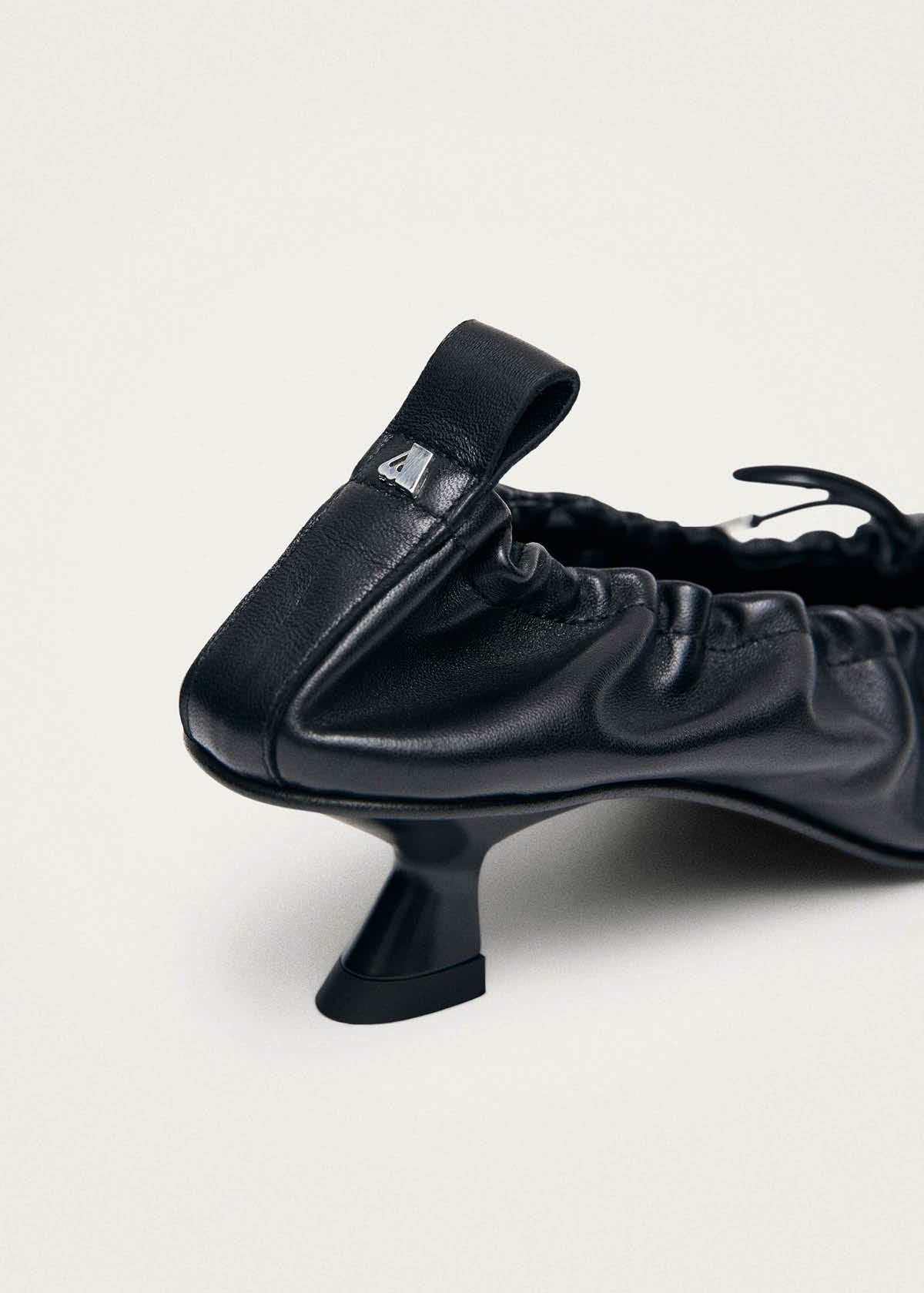 Tove Black Leather Ballet Flats